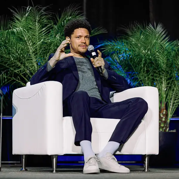 Trevor Noah keynote speaker at Phoenix Convention Center photographed by District Pixel
