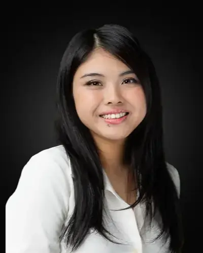 Professional business headshot photographed in Washington DC by District Pixel